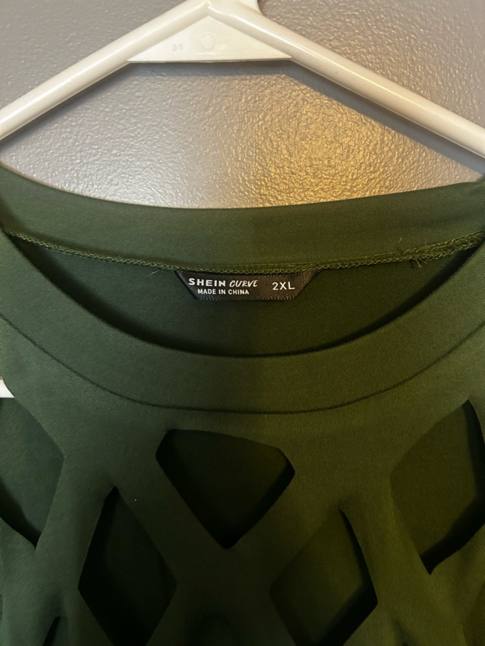 SHEIN Olive Green Lattice Cutout Long Sleeve Top - Picture 4 of 4